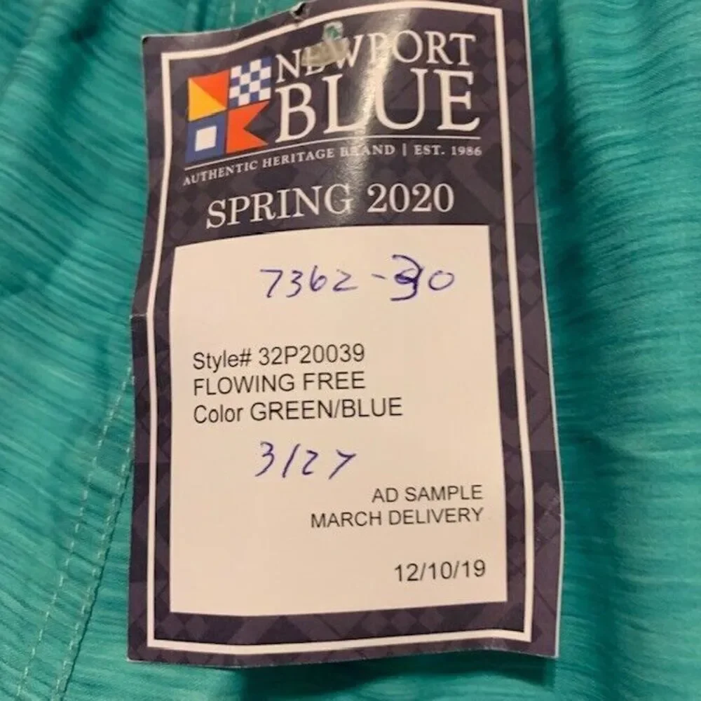 NEWPORT BLUE SIZE MEDIUM BOARD SHORTS *New-Read*